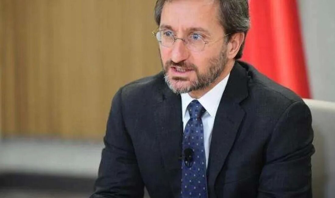 Cumhurbaşkanlığı Bağlantı  Başkanı Fahrettin Altun, toplumsal medya hesabından Cumhuriyet Halk