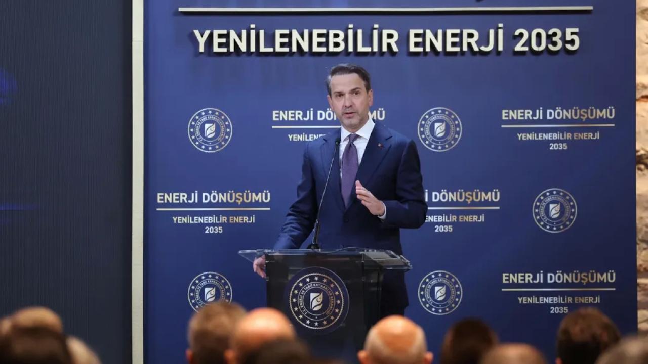 T.C.Enerji ve Tabii Kaynaklar Bakanı Alparslan Bayraktar "yenilenebilir güç ve