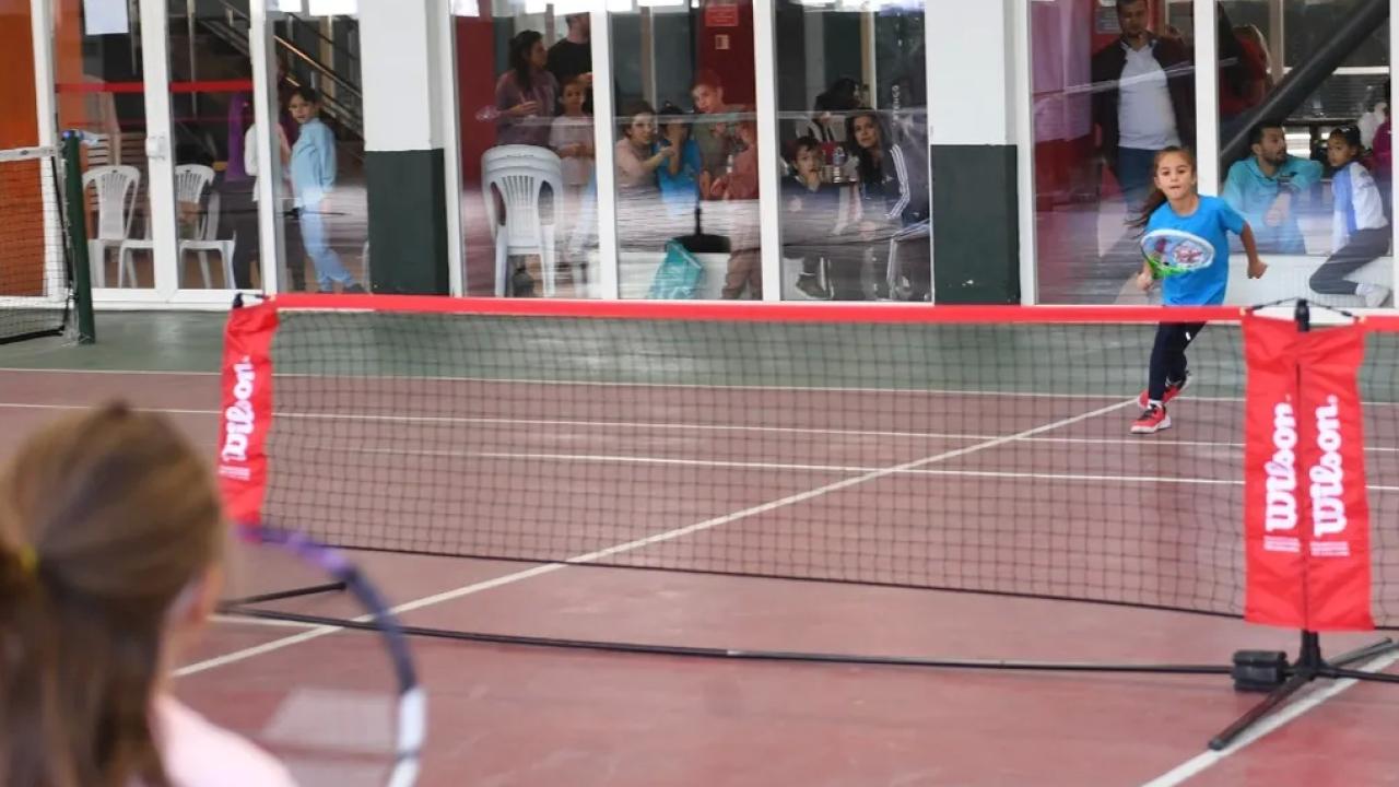 Bursa'da Osmangazi Belediyesi’nin Gençlik Hizmetleri Spor İl Müdürlüğü ile birlikte