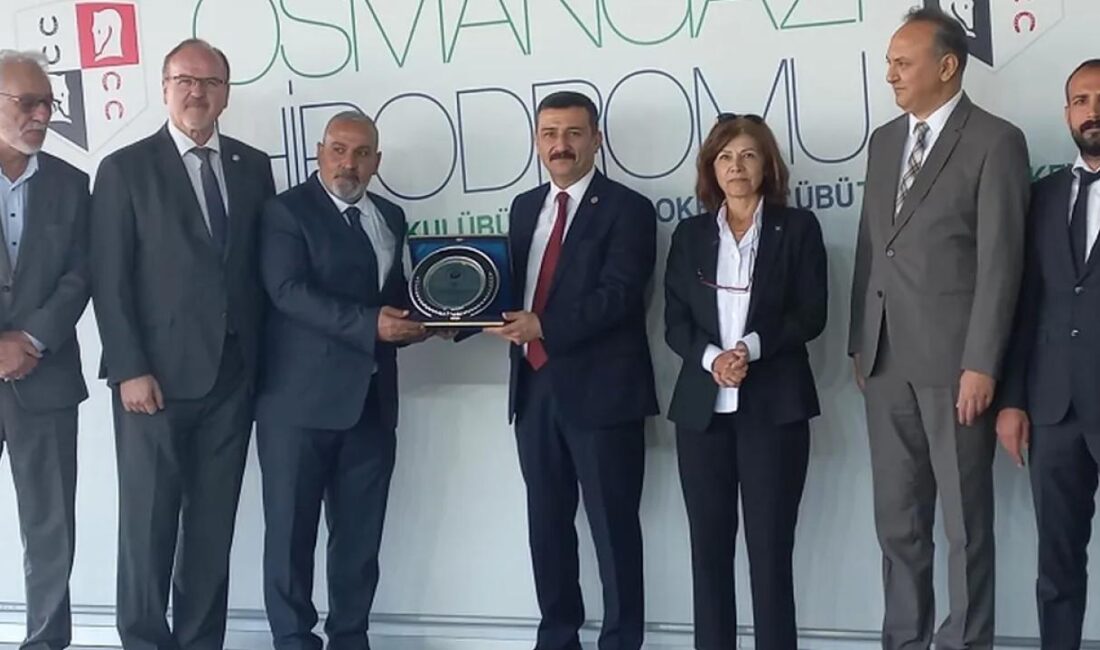 Anadolu Spor Gazetecileri Derneği Klasik Koşusu’nu NESİB isimli 3 yaşlı