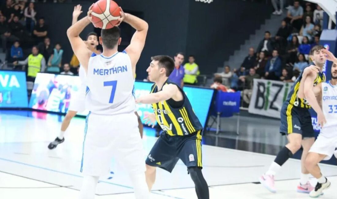 Türkiye Basketbol Ligi İlkan Karaman Sezonu’nun 8. hafta müsabakasında alanında