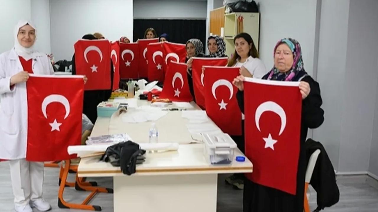 Kocaeli'de Çayırova Belediyesi Dikiş Kursu’nda eğitim alan Çayırovalılar, 29 Ekim