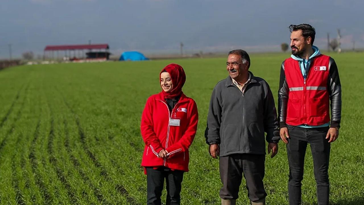 Türk Kızılay, zelzele bölgesinde tarım ve hayvancılığın canlanmasına dayanak olmak