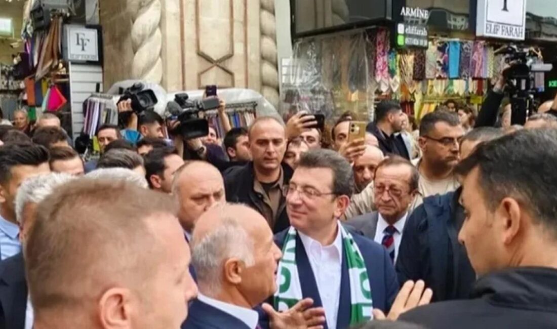 İstanbul Büyükşehir Belediye Başkanı Ekrem İmamoğlu, Tarihi Belediye Binası ziyareti