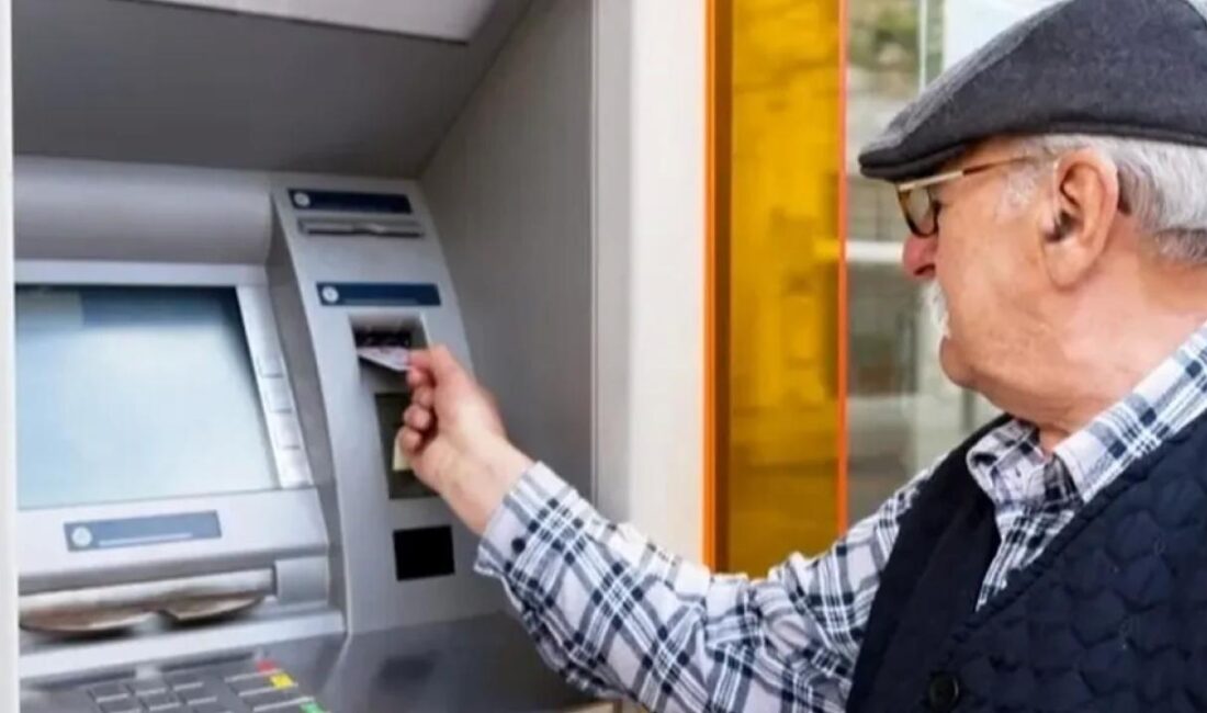 2023 yılında emeklilere verilen 5 bin lira bayram ikramiyesi, milyonlarca