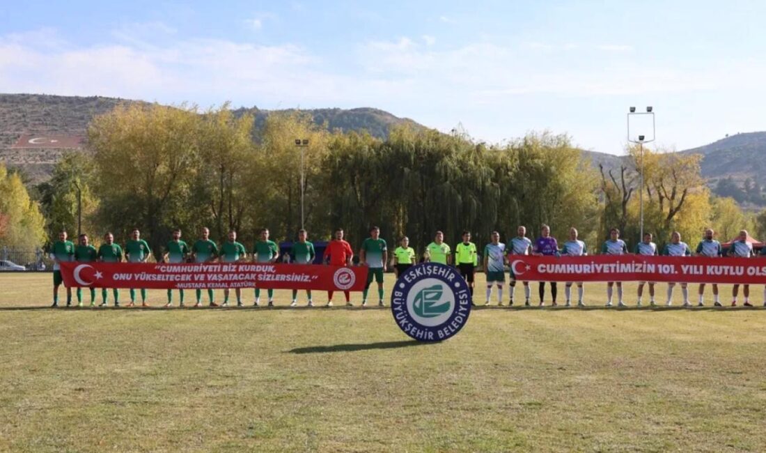 Eskişehir Büyükşehir Belediyesi tarafından düzenlenen “Cumhuriyet Kupası Belediye Çalışanları Futbol