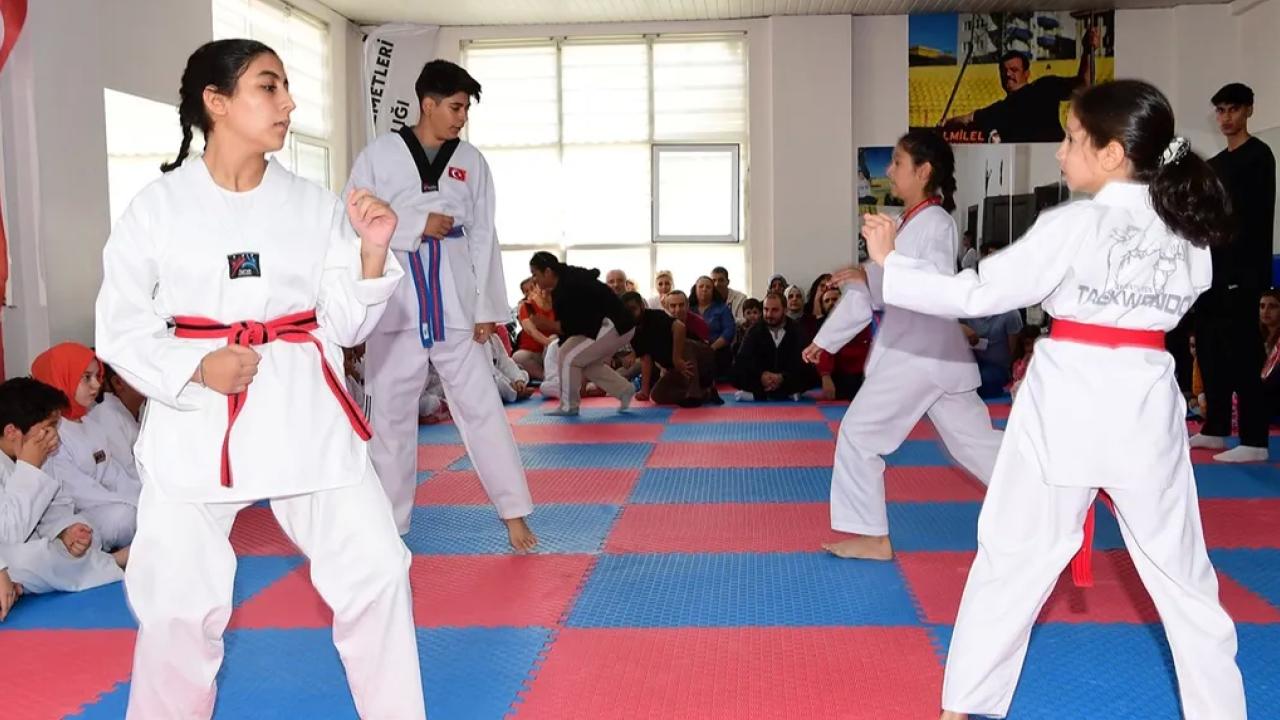 Malatya Büyükşehir Belediyesi ve Halk Eğitim Merkezi iş birliğinde düzenlenen