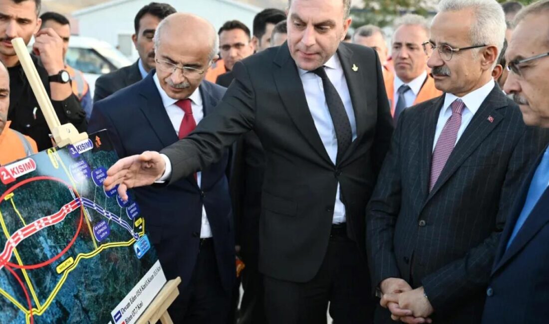 Ulaştırma ve Altyapı Bakanı Abdulkadir Uraloğlu, Malatya Kuzey Etraf Yolu'nun