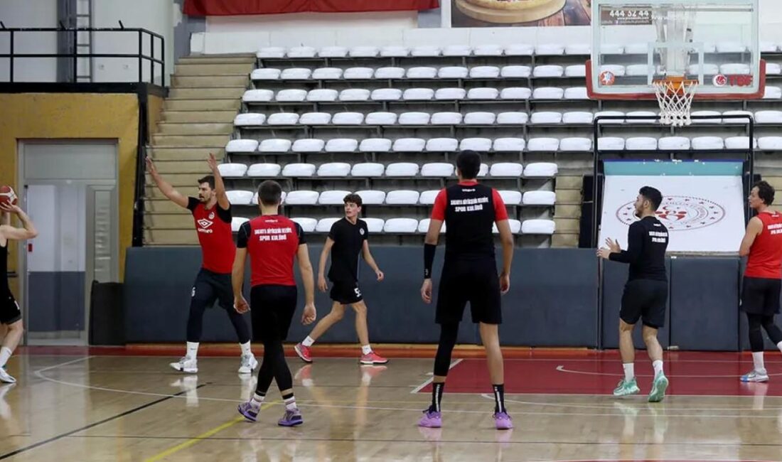 Erkekler Basketbol 2. Liginde gayret edecek Büyükşehir Basketbol ligin birinci