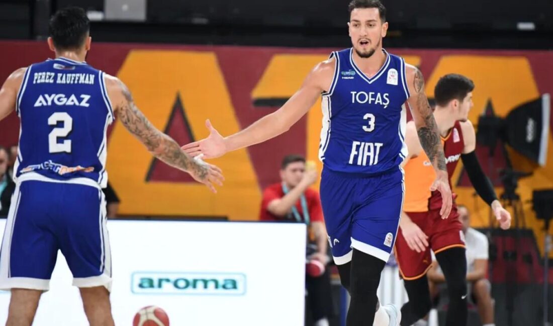 Tofaş Basketbol Kadrosu, ligin 4. haftasında deplasmanda Yalovaspor Basketbol ile