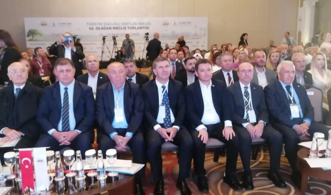 Bursa'dan Osmangazi Belediye Başkanı Erkan Aydın, Nilüfer Belediye Lideri Şadi