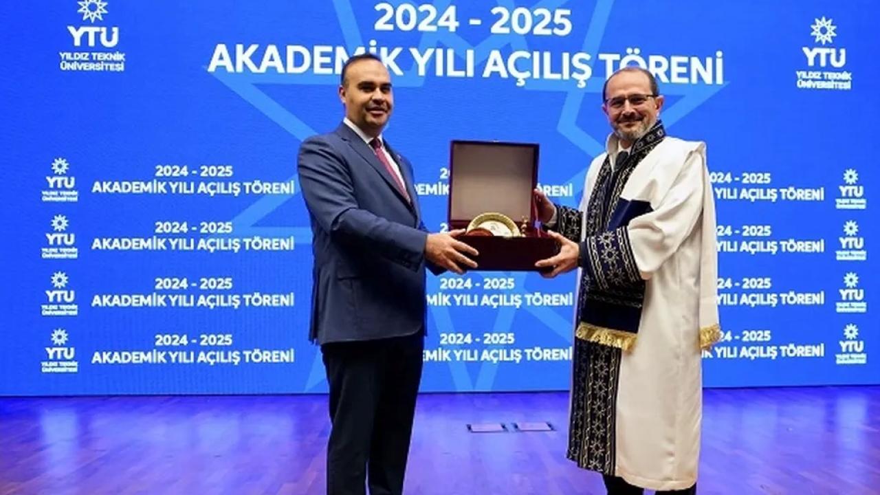 Yıldız Teknik Üniversitesi’nin 2024-2025 Akademik Yılı Açılış Merasimine katılan Sanayi