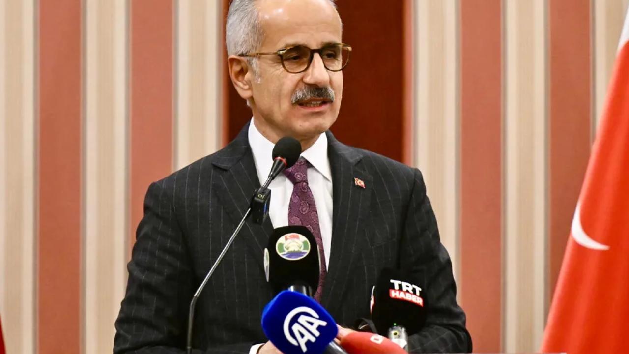 Rize-Artvin Havalimanı'nın pist aydınlatma sistemi daha kısıtlı görüş aralarında ve