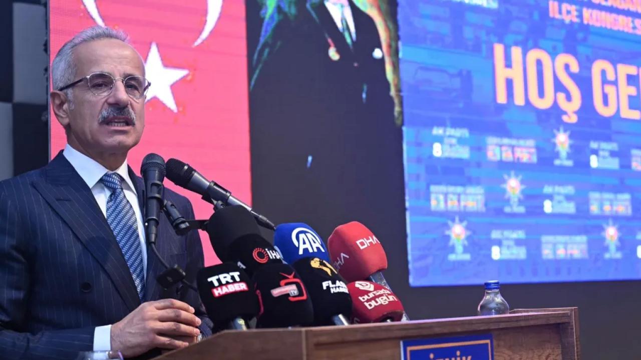 Ulaştırma ve Altyapı Bakanı Abdulkadir Uraloğlu, Ankara-Bursa Süratli Tren Çizgisi'ni
