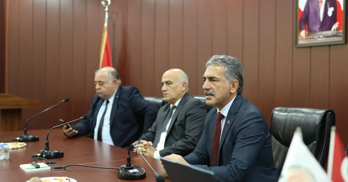 Bursa'nın Gemlik ilçesinde Kaymakam Osman Aslan Canbaba başkanlığında, Gemlik Ticaret