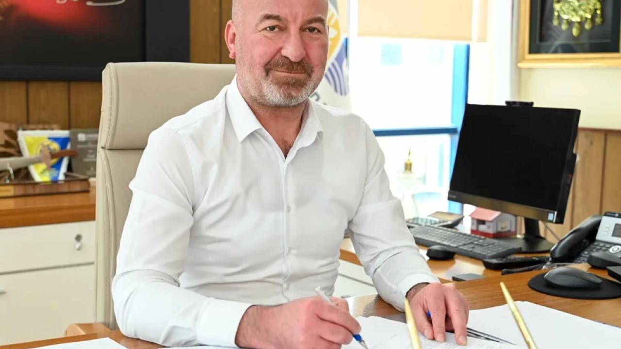 Bursa'nın Karacabey ilçesinde gerçekleştirdiği toplumsal yardım hizmetlerini aralıksız sürdüren Karacabey
