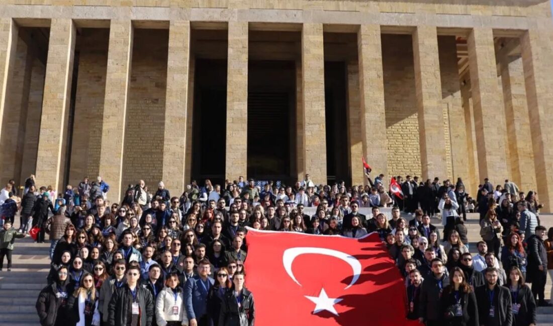 Ulu Lider Mustafa Kemal Atatürk’ün "En büyük eserim" dediği Cumhuriyet'in