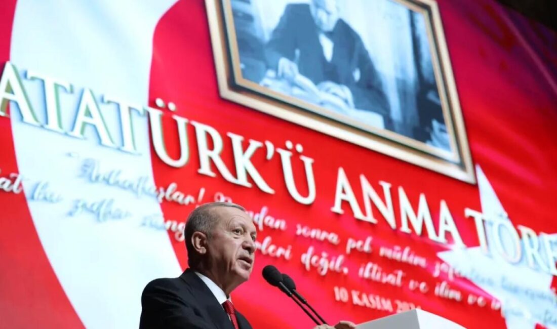 Atatürk Kültür, Lisan ve Tarih Yüksek Kurumu'nda Gazi Mustafa Kemal