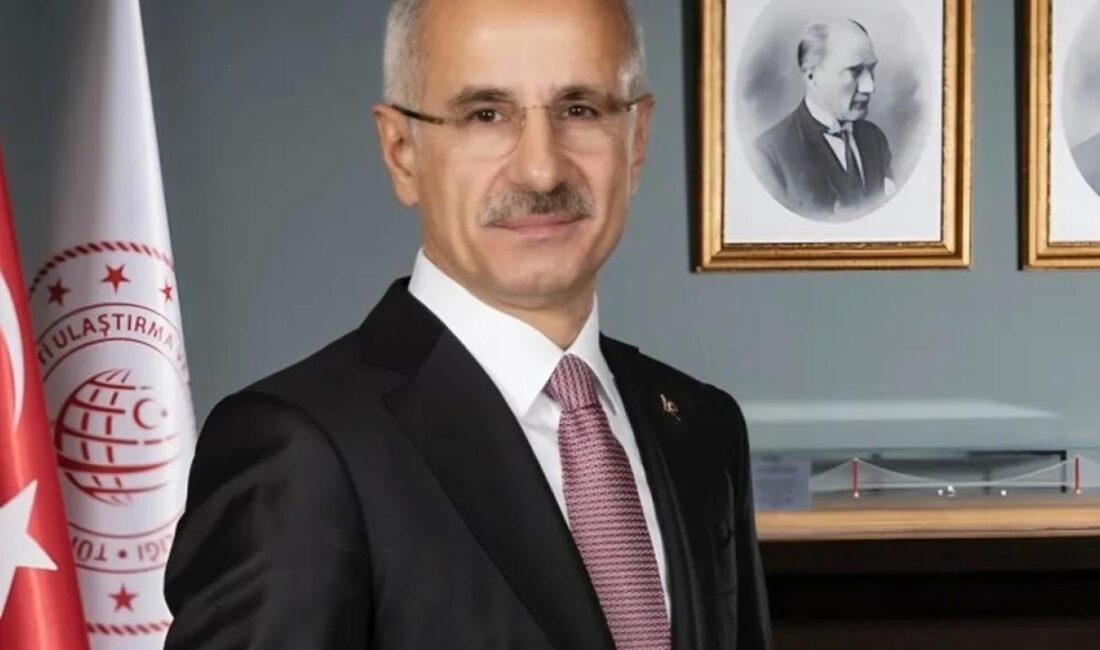 Ulaştırma ve Altyapı Bakanı Abdulkadir Uraloğlu, Ulaştırma, Denizcilik ve Haberleşme