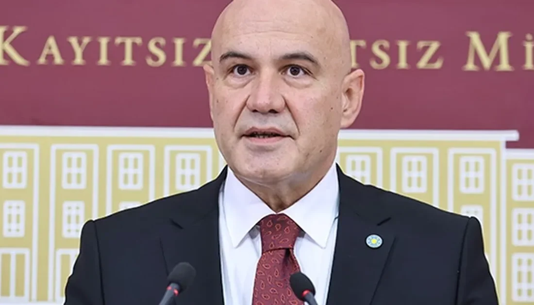 İYİ Parti Grup Başkanvekili Turhan Çömez, TBMM'de düzenlediği basın toplantısında,