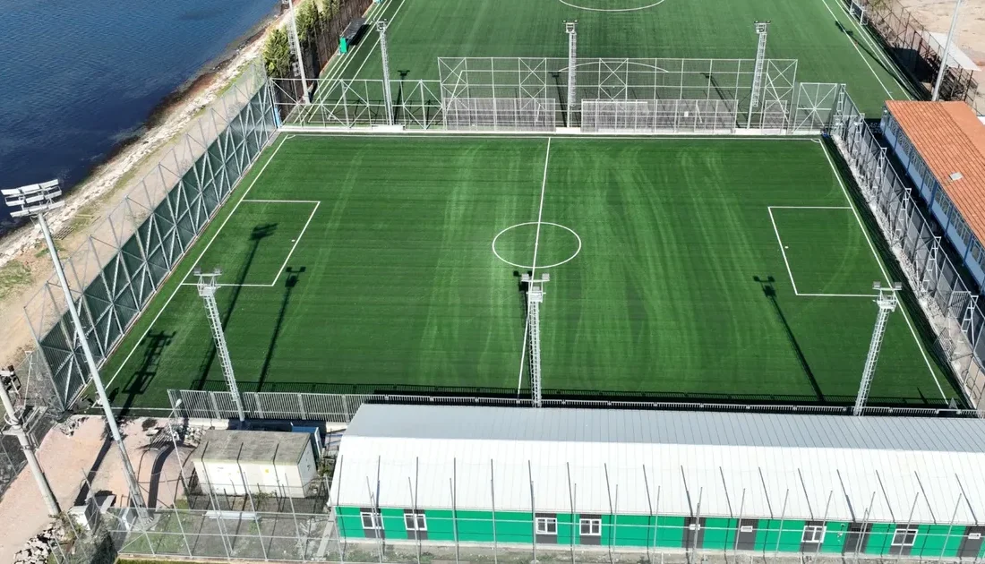 Kocaeli’de sporun alt yapısına büyük katkı sunan Büyükşehir, Vinsan tesislerinde