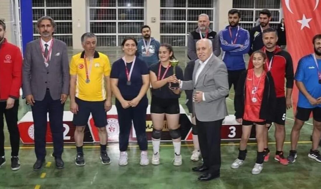 Mardin’in Yeşilli İlçesinde 29 Ekim Cumhuriyet Bayramı aktiflikleri kapsamında Kurumlar