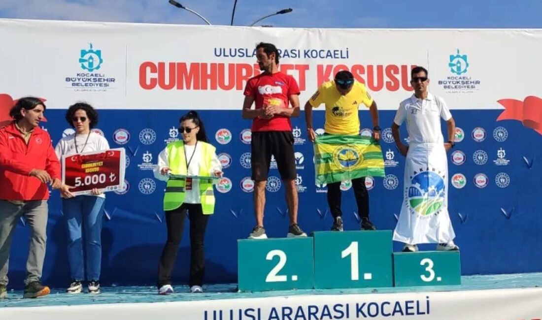 Sakarya Büyükşehir Belediyesi Atletizm atletleri Kocaeli ve Zeytinburnu’nda iki farklı
