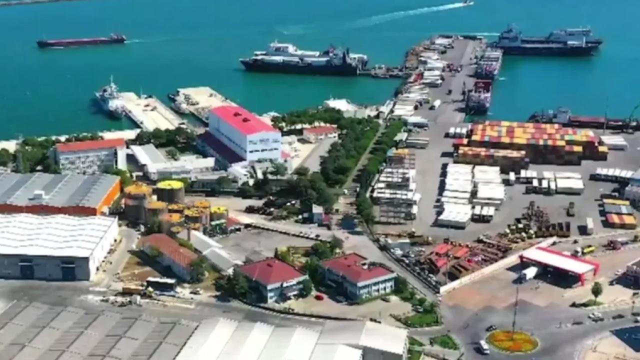 Ticaret Bakanlığı, 'Türkiye'nin Parlayan Yıldızları' olarak nitelendirdiği hür bölgelerin ihracatın