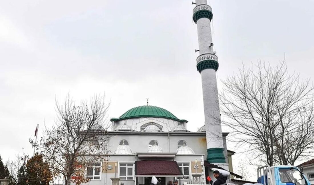 25 ilçedeki ibadethane ve muhtarlıklara her kış yakıt desteği sağlayan