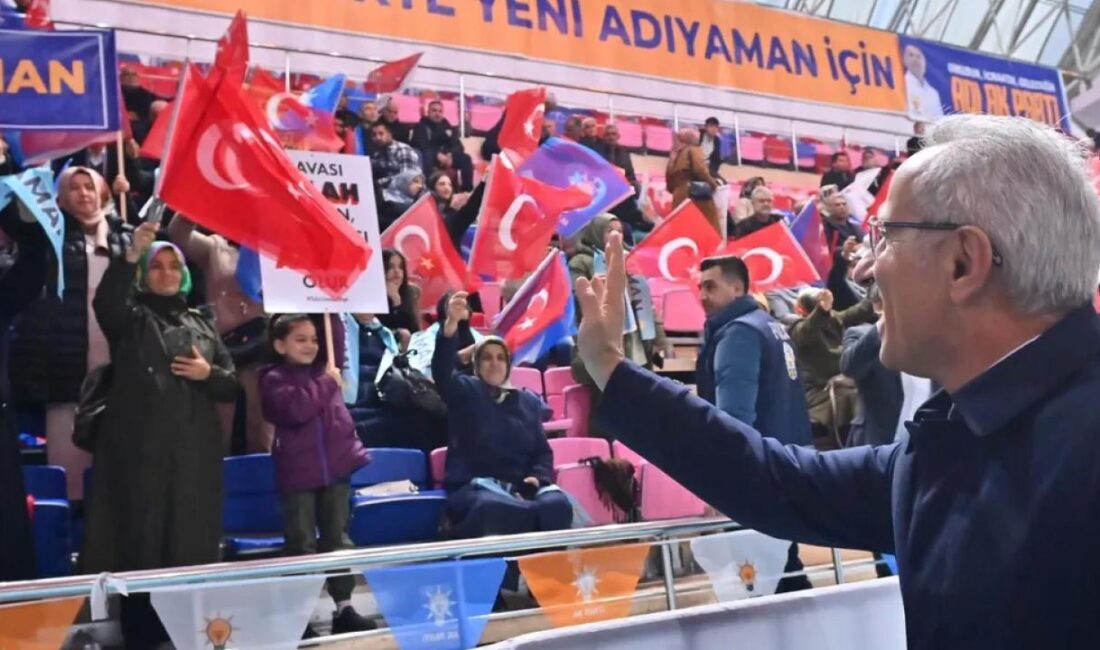 Adıyaman’da AK Parti 8. Olağan İl Kongresi yoğun katılımla gerçekleştirildi.