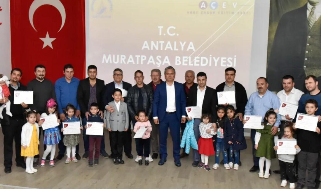 Antalya Muratpaşa Belediyesi, anne ve baba adaylarının doğum sürecinden başlayarak