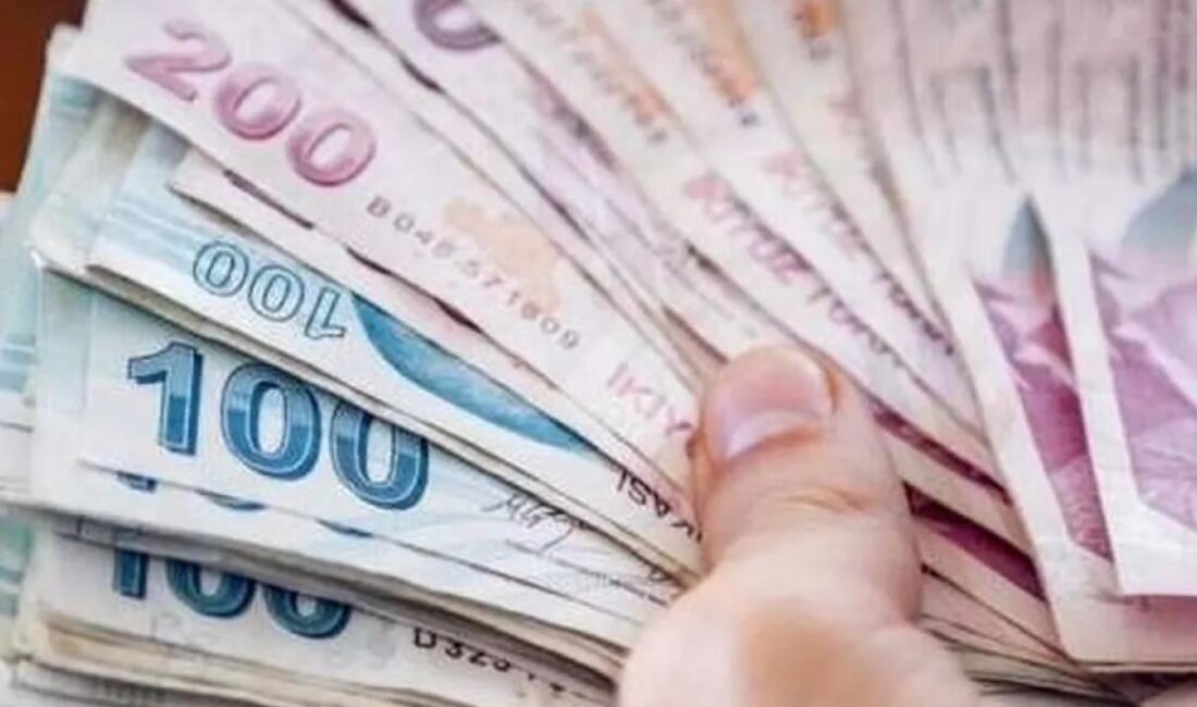 Hazine ve Maliye Bakanı Mehmet Şimşek, sosyal medya hesabından, asgari