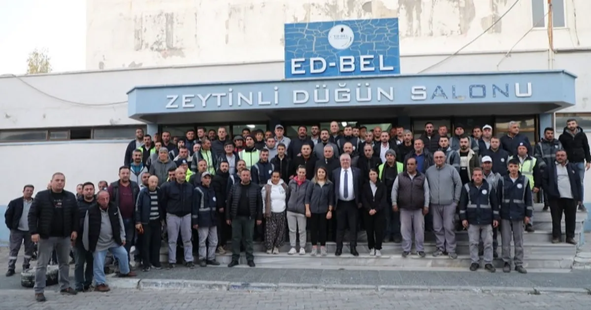 Balıkesir Edremit Belediye Başkanı Mehmet Ertaş, göreve geldiği günden bu