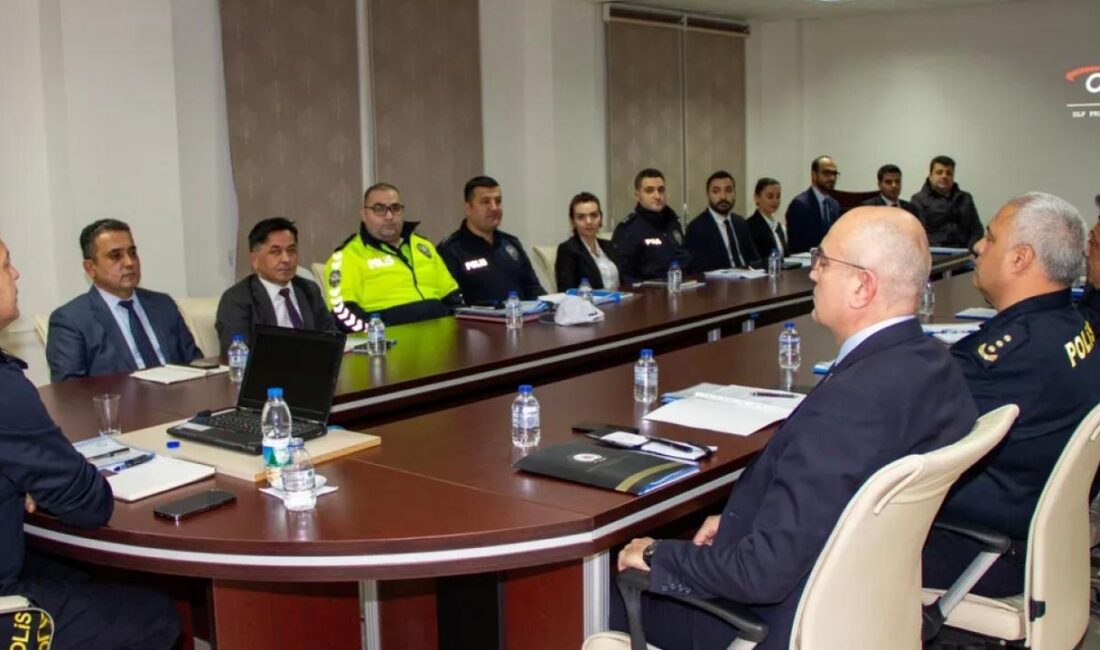 Bilecik İl Emniyet Müdürlüğü’nde değerlendirme toplantısı düzenlendi Bilecik İl Emniyet Müdürü Hakan Yılmaz başkanlığında, İl Emniyet Müdür