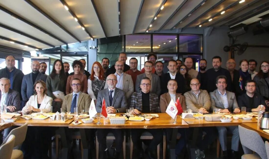 Bilişim Sektörü İş İnsanları Derneği (BİSİAD), düzenlediği kahvaltı organizasyonunda “Dijital
