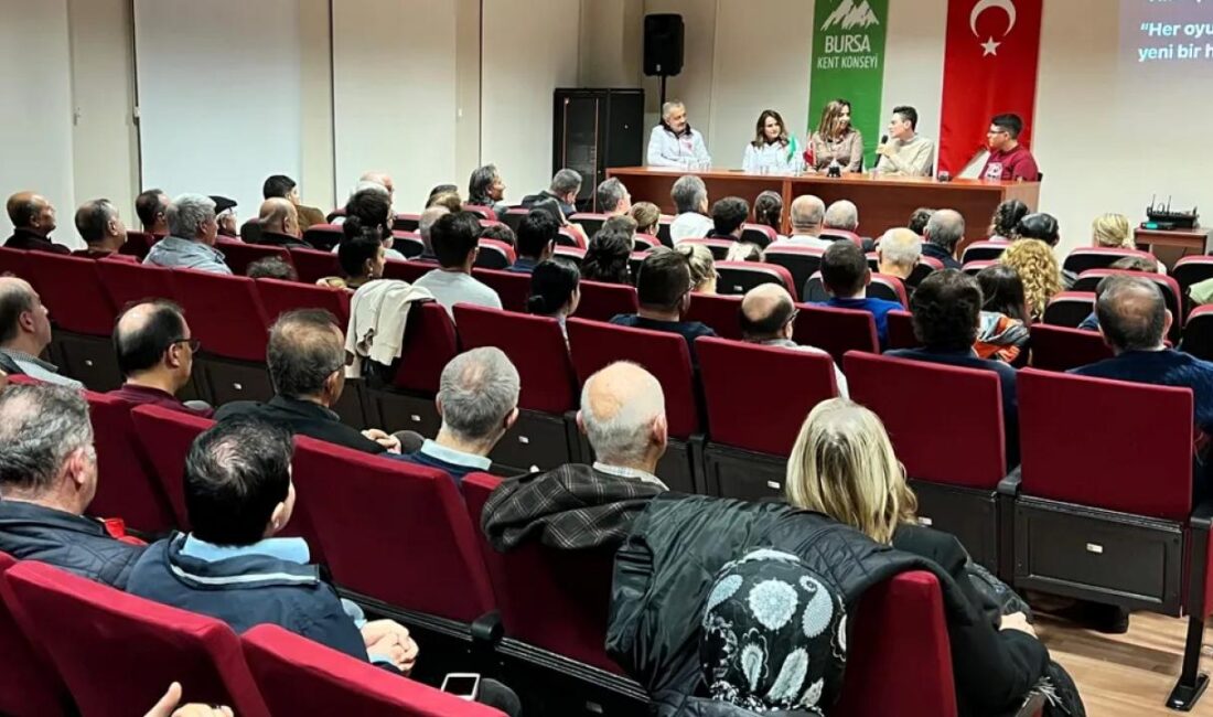 Bursa Büyükşehir Belediyesi ve Bursa Kent Konseyi tarafından düzenlenen söyleşi