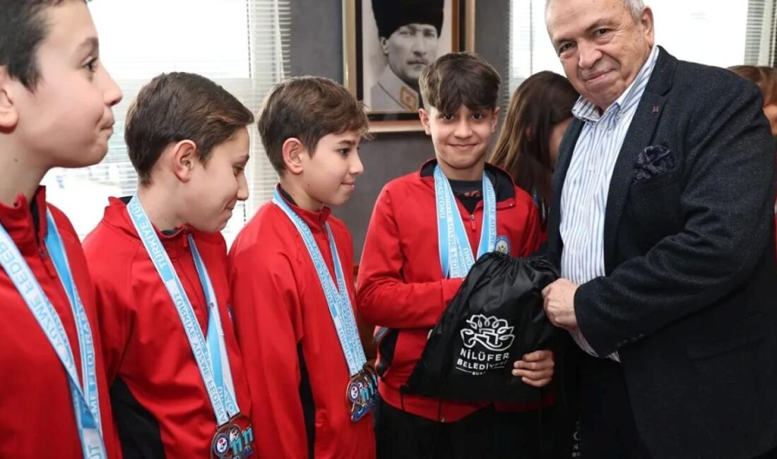 Bursa Nilüfer Belediyespor’un, Türkiye Şampiyonalarında U11 yüzme ve güreş branşında