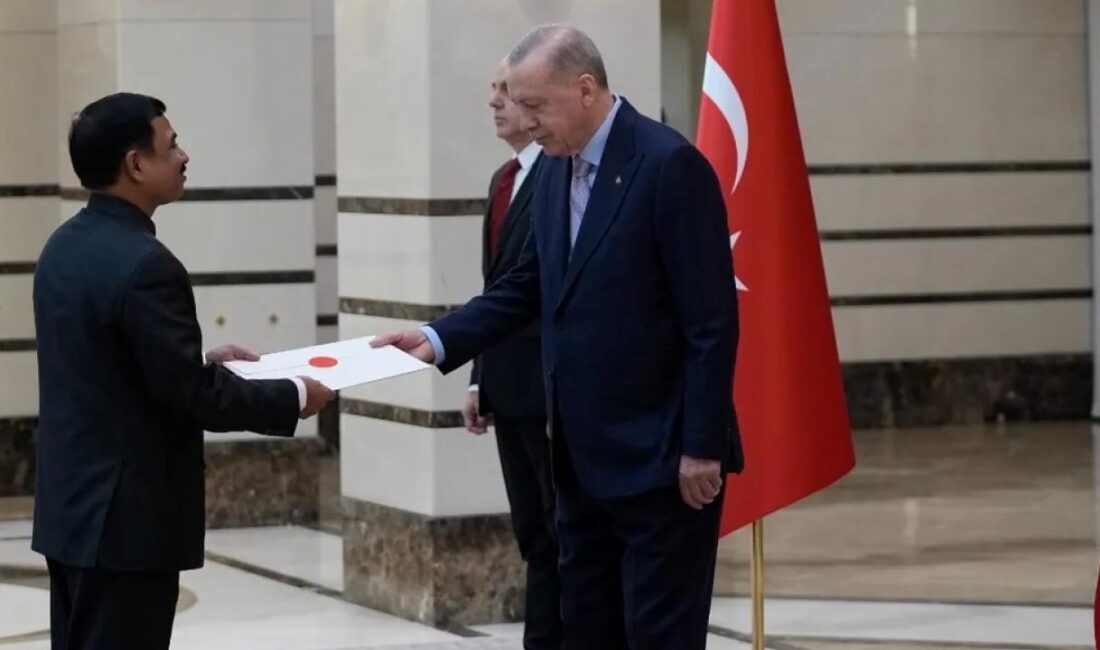 Sierra Leone, Hindistan ve Kuveyt Büyükelçileri, Cumhurbaşkanı Erdoğan’a güven mektuplarını