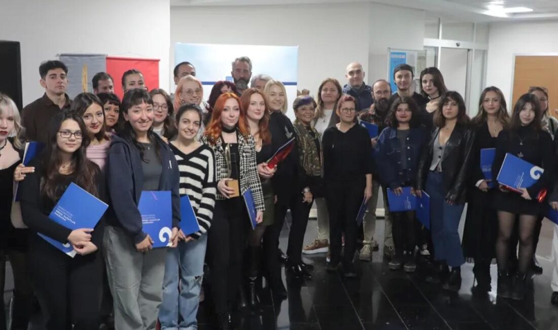 Dokuz Eylül Üniversitesi (DEÜ) Güzel Sanatlar Fakültesi Heykel Bölümü’nün ev