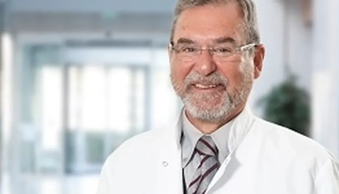Tıbbi Onkoloji ve Hematoloji Uzmanı Prof. Dr. Necdet Üskent, dünya