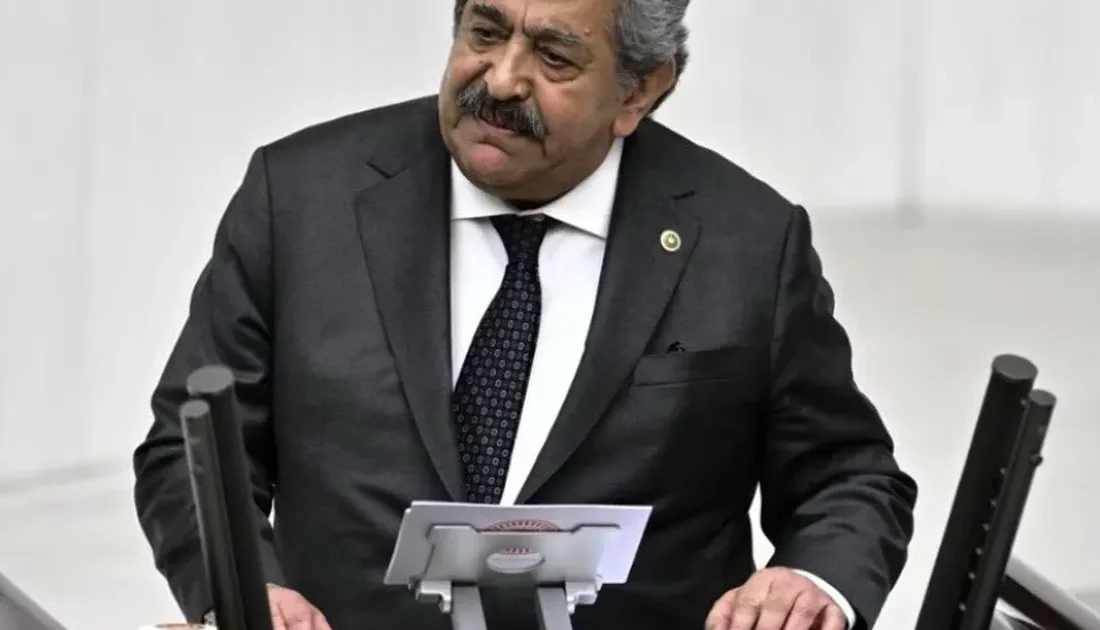 Üç milletvekilinin MHP'den istifa ettirilmesi ardından sosyal medya hesabından paylaşımda