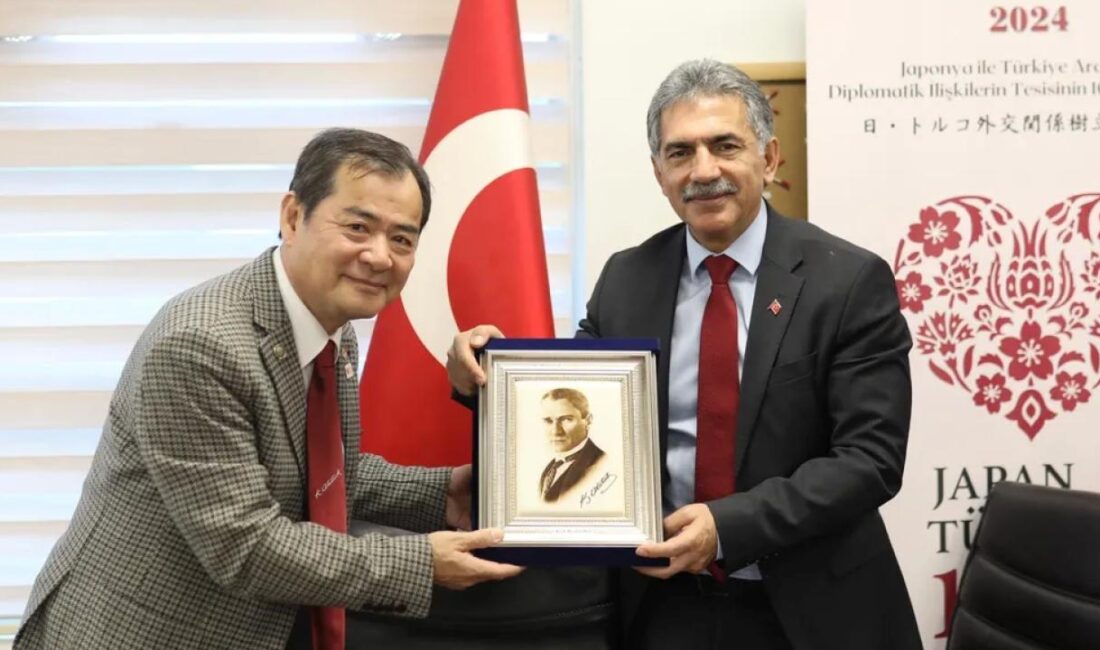 Gemlik ve Japonya'nın Nanao Belediyesi arasında kardeş şehir anlaşması imzalandı.