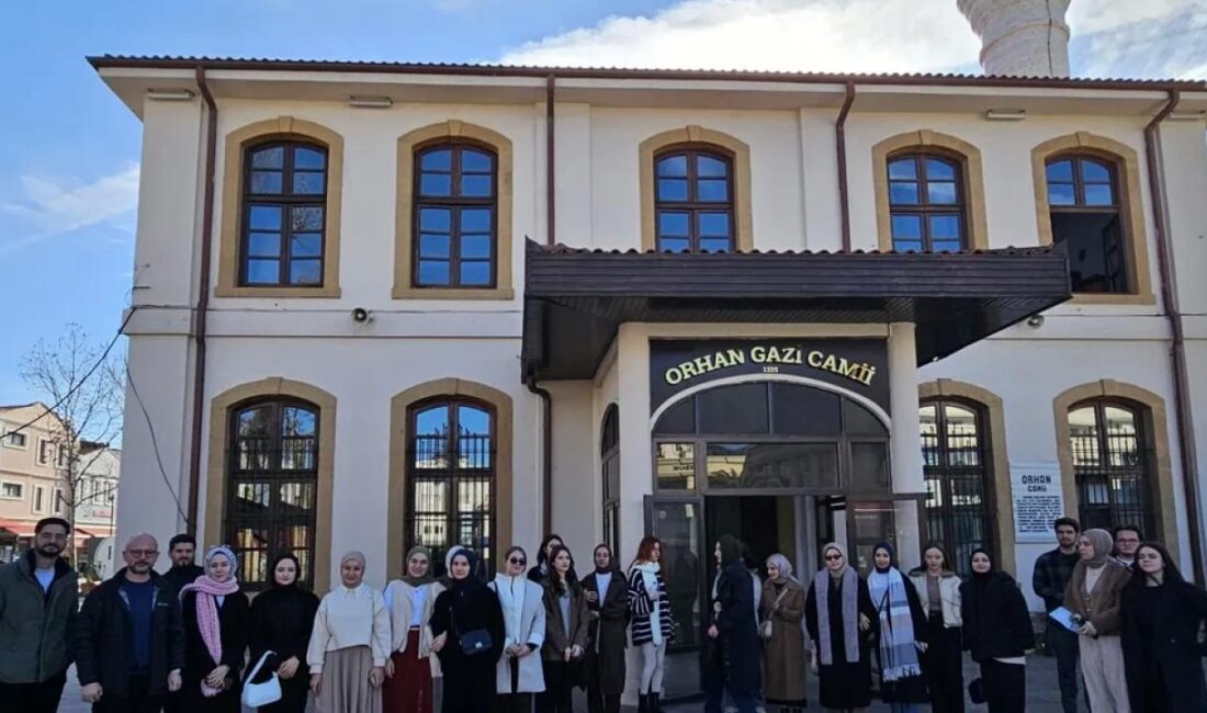 Sakarya Büyükşehir Belediyesi’nin gezi programının son konuğu olan SAÜ Hendek