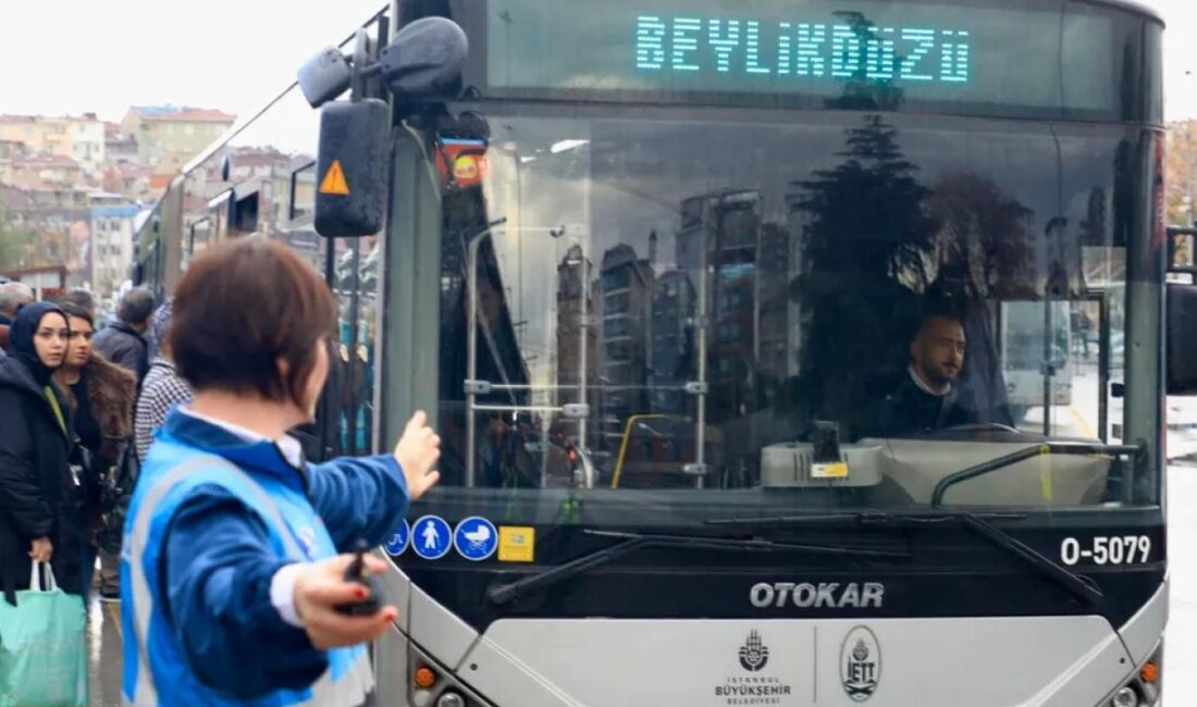 İstanbul toplu ulaşımına kadın eli değmeye devam ediyor. Kurum tarihinde