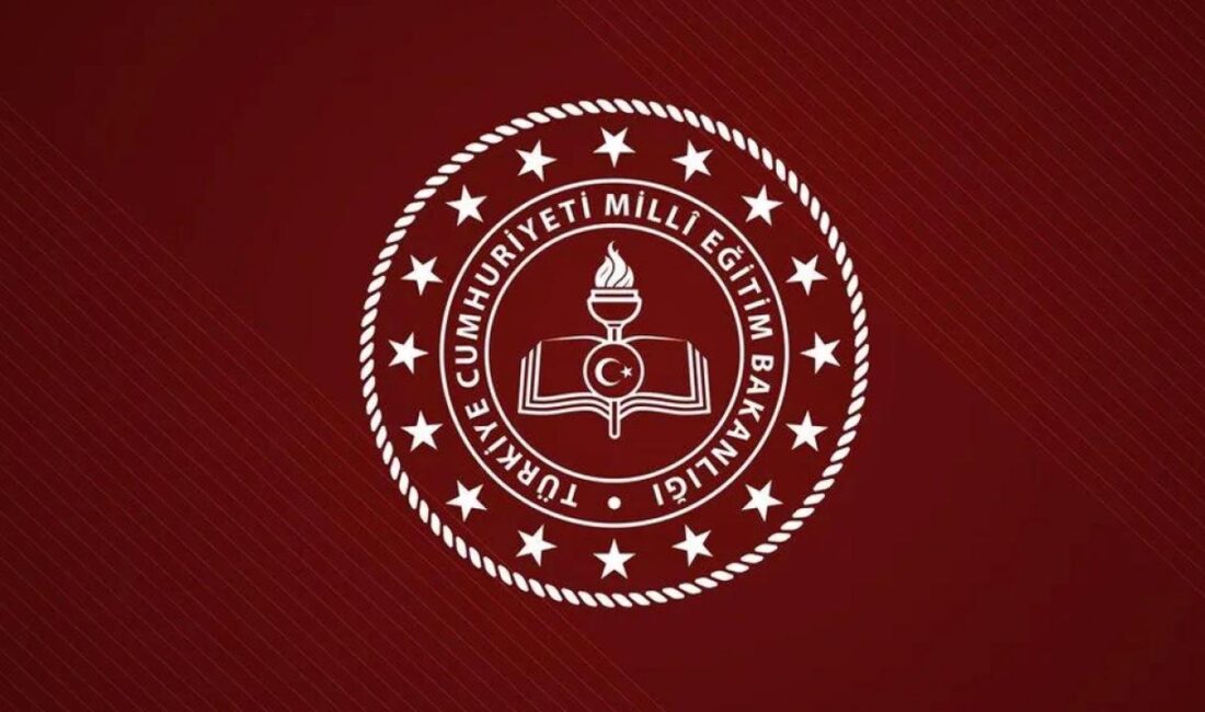 Milli Eğitim Bakanı Yusuf Tekin, ilkokullarda karne döneminin sona ereceğini,