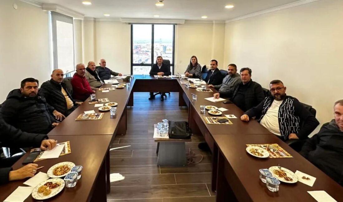 Edirne'de İpsala Ticaret Borsası’nın Yüksek İstişare Kurulu (YİK) toplantısında bölgesel