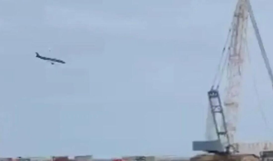 Kazakistan Acil Durumlar Bakanlığı, Bakü'den Grozny'e giden yolcu uçağının düştüğünü