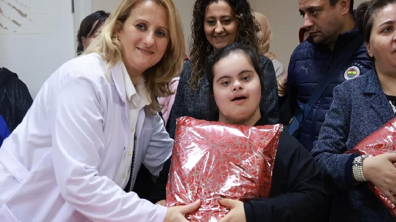 “KO-MEK Vefası” projesi ile gönüllere dokunan KO-MEK kursiyerleri aile olmanın