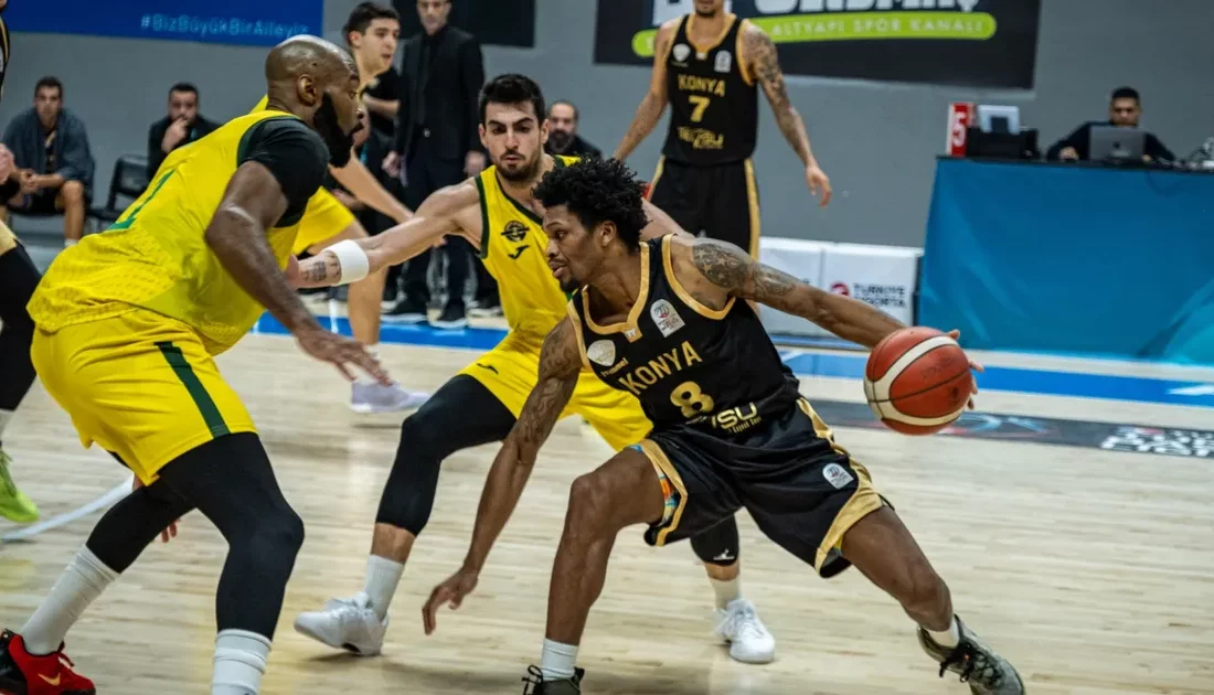 Türkiye Sigorta Basketbol 1. Ligi’nde mücadele eden Konya Büyükşehir Belediyespor,