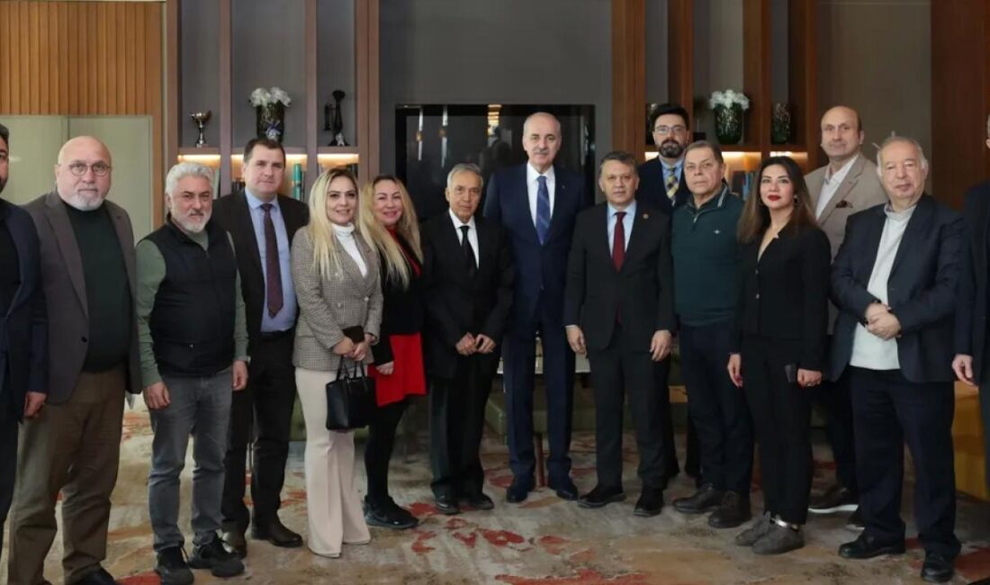 Kuzey Makedonya’nın başkenti Üsküp’te bulunan Küresel Gazeteciler Konseyi (KGK) heyeti,
